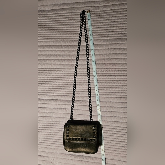 Purse Black Studded Chain Crossbody Bag - Picture 9 of 10